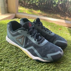 Reebok Women Workout 2.0 Size 9 Athletic Sneaker Pre Owned